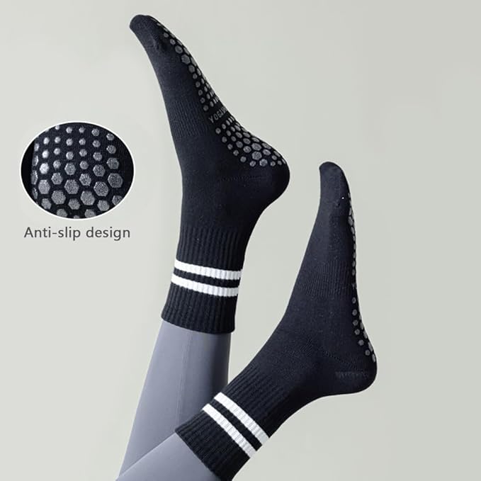 DTWAWA Womens 4Pcs Pilates Grip Socks Non Slip Yoga Socks with Grips Barre Hospital Athletic Socks for Women