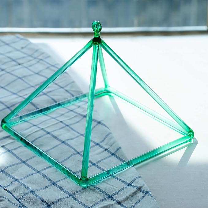 TOPFUND 6" Green Crystal Singing Pyramid Sound Therapy Instrument with Carrying Case and Quartz Suede Mallet