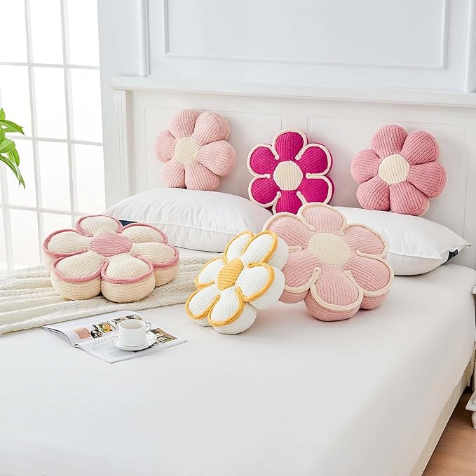 Flower Pillow, Soft Flower Decorative Throw Pillow, Cute Daisy Flower Shaped Seating Floor Cushion Room Décor Plush Pillows for Sofa Couch Bed (13.7 Inch, Yellow)