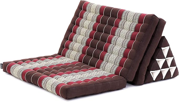 Leewadee 3-Fold Mat XXL with Triangle Cushion – Firm TV Pillow, Foldable Mattress with Cushion Made of Kapok, 67 x 31 inches, Brown Red