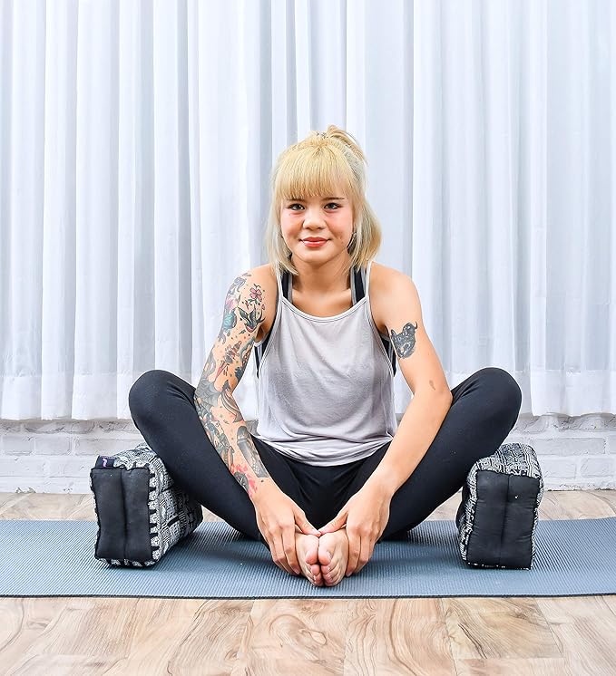 Leewadee Yoga Block – Floor Cushion for Yoga Practice, Meditation Seat Cushion for Workouts Filled with Kapok