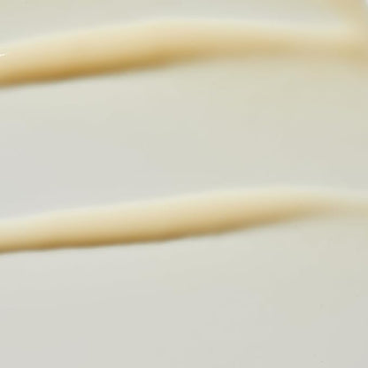 Omorovicza Daily Vitamin C Serum (1.0 oz), Skin Brightening Serum, Niacinamide & Hyaluronic Acid, Lightweight Oil-Free Antioxidant Vitamin C Skincare for Radiance, Elasticity & Hydration