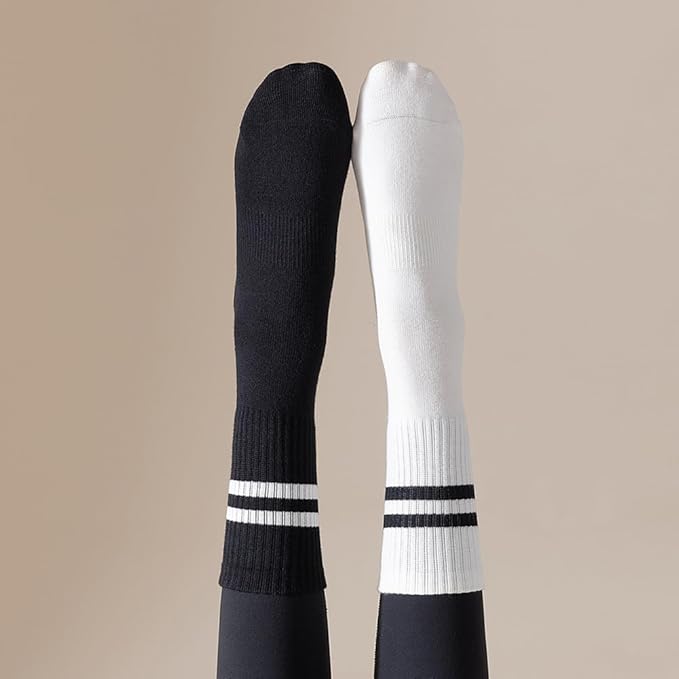 DTWAWA Womens 4Pcs Pilates Grip Socks Non Slip Yoga Socks with Grips Barre Hospital Athletic Socks for Women