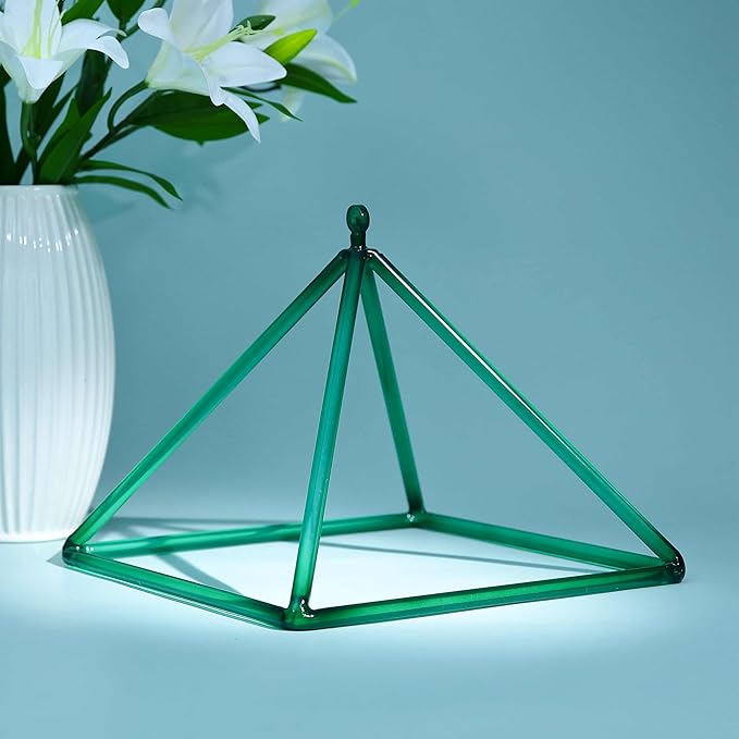 TOPFUND 10" Green Crystal Singing Pyramid Sound Therapy Instrument with Carrying Case and Quartz Suede Mallet