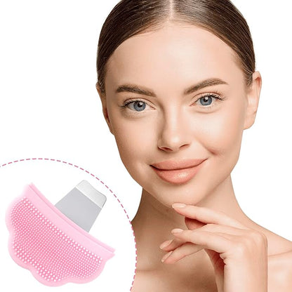 Manual Face Spatula, Metal Facial Scraper with Silicone Lid for Men & Women, 2-in-1 Reusable Face Scrubber with Silicone Bristles for Dry Oily Skin- Pink