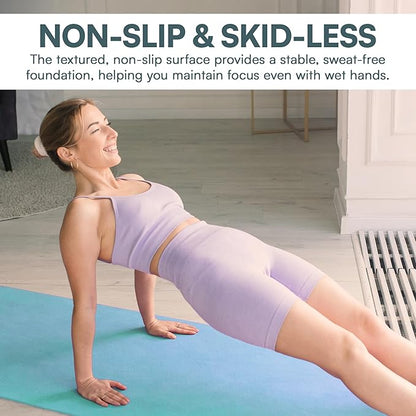 Yoga Mat Towel – Non-Slip, Sweat-Absorbent, Quick-Drying, Lightweight, and Machine Washable – Ideal for Bikram, Pilates, and Heated Workouts