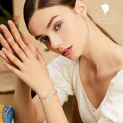 LIKGREAT Adjustable World Peace Symbol Bracelet for Women Stainless Steel Pendant Box Chain 1970s Jewelry