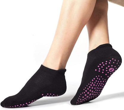 Pilates Socks for Women, Cushioned Ankle Grippy Non Slip Socks for Yoga, Hospital, Barre, Sports Home Slipper 2/4 Pairs
