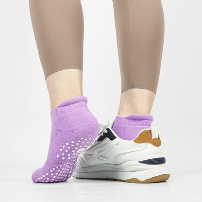 Pilates Socks for Women, Cushioned Ankle Grippy Non Slip Socks for Yoga, Hospital, Barre, Sports Home Slipper 2/4 Pairs