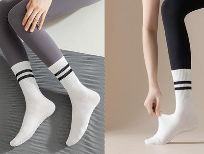 DTWAWA Womens 4Pcs Pilates Grip Socks Non Slip Yoga Socks with Grips Barre Hospital Athletic Socks for Women