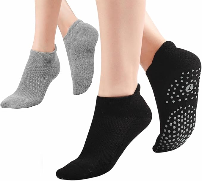 Pilates Socks for Women, Cushioned Ankle Grippy Non Slip Socks for Yoga, Hospital, Barre, Sports Home Slipper 2/4 Pairs