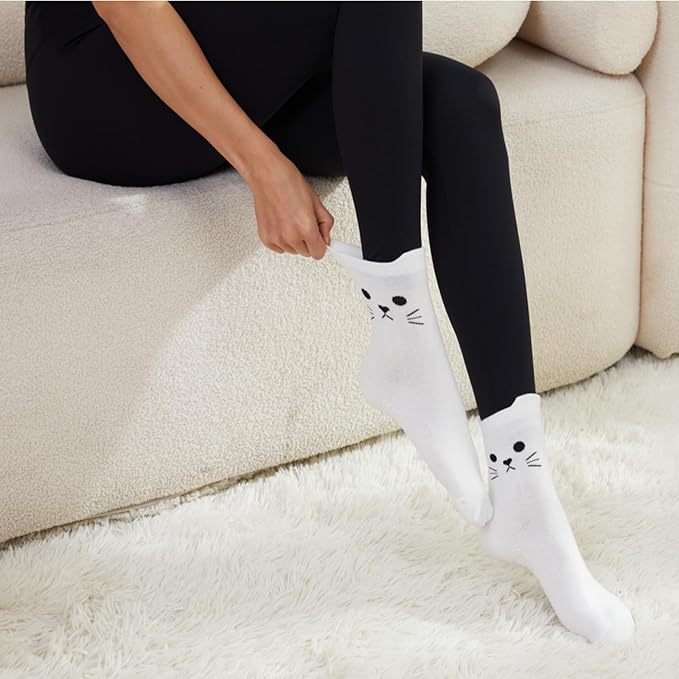 Cute Cat Pilates Sock with Grips Non-slip Yoga Sock Grip Socks for Women,Gifts for Women