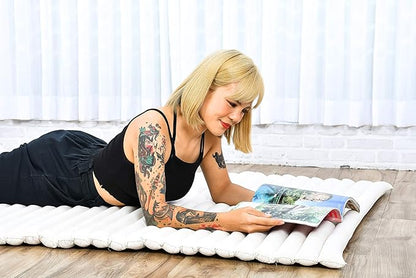 Leewadee - Kapok Roll Mat – Handcrafted Folding Sleep & Relaxation Mattress from Thailand, Ideal as Guest Bed, Camping Mat, Yoga Mat or Traditional Futon, 75 x 39 inches, Ecru