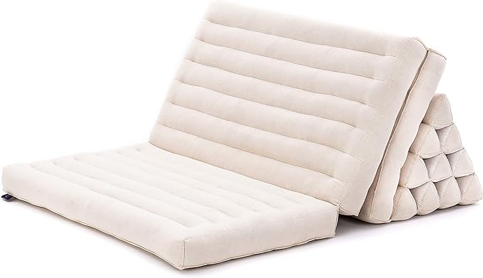 Leewadee 3-Fold Mat XXL with Triangle Cushion – Firm TV Pillow, Foldable Mattress with Cushion Made of Eco-Friendly Kapok, 67 x 31 inches, Ecru