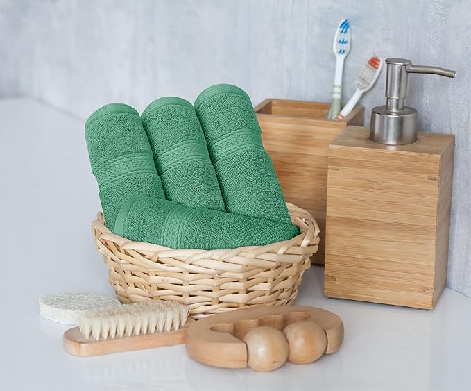 Utopia Towels 8 Piece Premium Towel Set, 2 Bath, 2 Hand, and 4 Wash Cloths, 600 GSM 100% Ring Spun Cotton, Highly Absorbent Towels for Bathroom, Gym, Hotel, and Spa, Hunter Green
