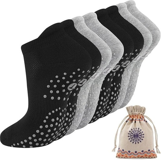 Pilates Socks for Women, Cushioned Ankle Grippy Non Slip Socks for Yoga, Hospital, Barre, Sports Home Slipper 2/4 Pairs