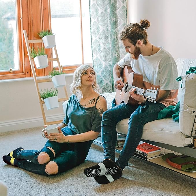 unenow Unisex Non Slip Grip Socks with Cushion for Yoga Pilates Barre Home & Hospital