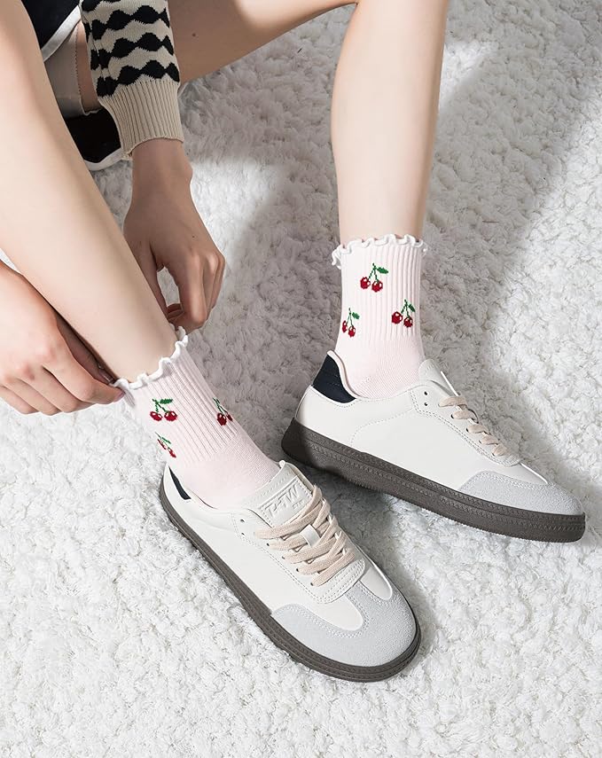 Yawlsow Pilates Grip Socks for Women Yoga Grippy Socks Cute Barre Non Skid Athletic Crew Sticky Sock Workout Hospital