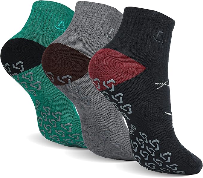 Ozaiic Non Slip Socks Grip for Yoga Home Workout Pure Barre, Pilates, Hospital, Ideal Cushion Socks for Men and Women