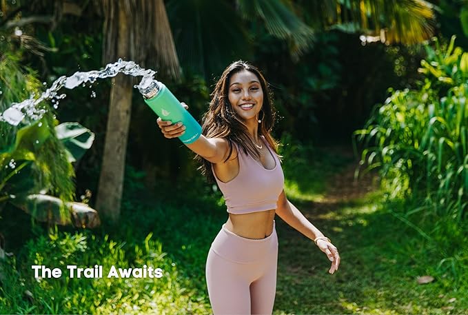 HYDRO CELL Stainless Steel Insulated Water Bottle with Straw - For Cold & Hot Drinks - Metal Vacuum Flask with Screw Cap and Modern Leakproof Sport Thermos for Adults (Mint/Green 24oz)