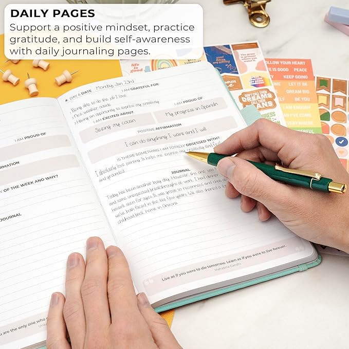 Clever Fox Positivity Journal – Daily Gratitude & Affirmation Journal with Prompts – Motivational Mental Health Journal for Women & Men with Habit Tracker – Lasts 6 Months, A5 Size (Mint)