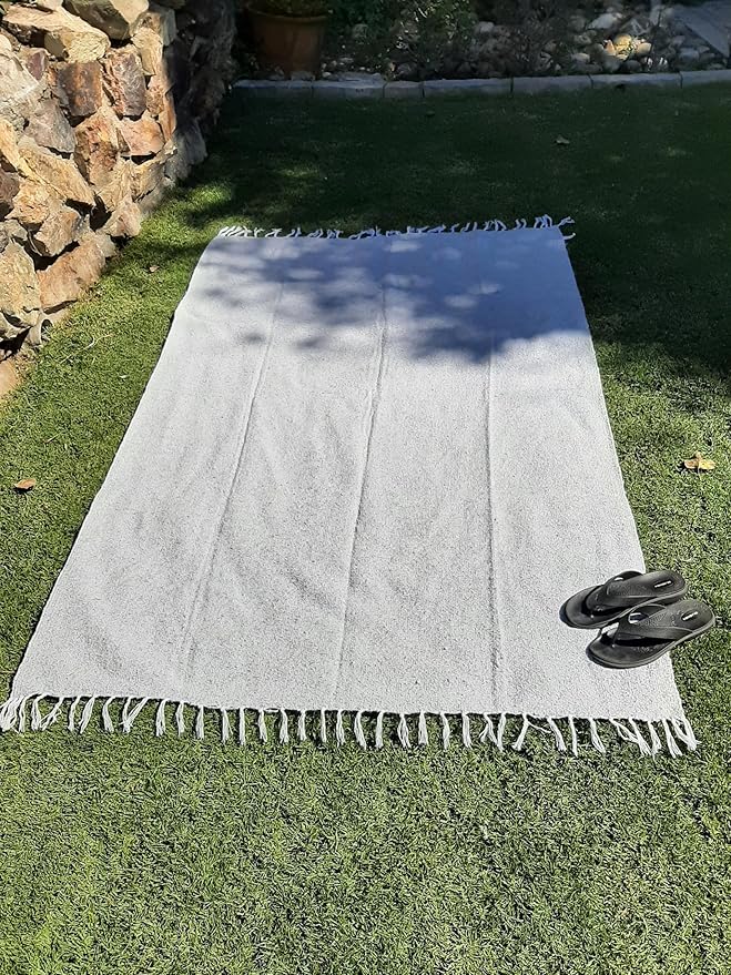 Open Road Goods Solid Color Mexican Yoga Blanket – Large Handwoven Throw for Yoga, Beach, Camping or Home – Soft and Durable Cotton Blend