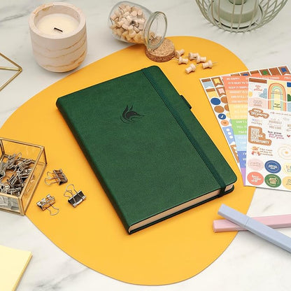 Clever Fox Positivity Journal – Daily Gratitude & Affirmation with Prompts – Motivational Mental Health Notebook with Habit Tracker (Forest Green)