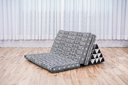 Leewadee 3-Fold Mat XXL with Triangle Cushion – Firm TV Pillow, Foldable Mattress with Cushion Made of Eco-Friendly Kapok, 67 x 31 inches, Black