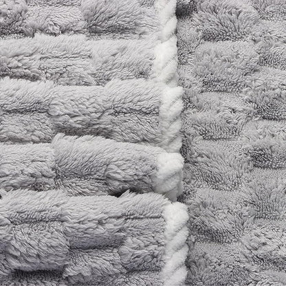 Luxury Microfiber Bath Towels 4-Pack | 8X Absorbent Quick-Dry 27.5x55in (70x140cm) | Ultra Lightweight & Hypoallergenic for Spa, Gym, Travel | Super Soft Bath Sheets Set, 4 Colors