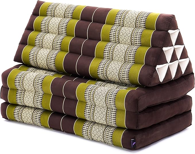 Leewadee 3-Fold Mat XXL with Triangle Cushion – Firm TV Pillow, Foldable Mattress with Cushion Made of Kapok, 67 x 31 inches, Brown Green